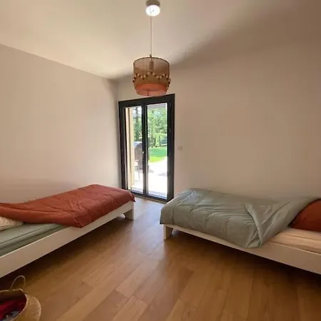 Guest house Les Rochers Du Cessenaz
