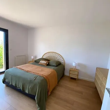 Les Rochers Du Guest house Cessenaz